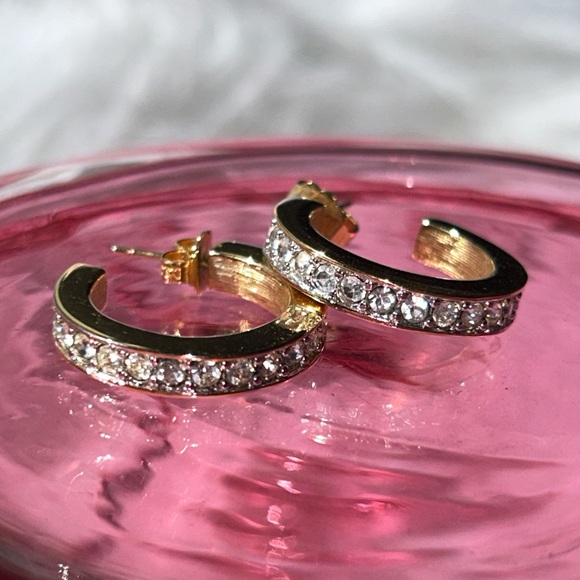 🍸Vintage Gold Clad Sterling Swarovski Stamped Hoops - Picture 2 of 7